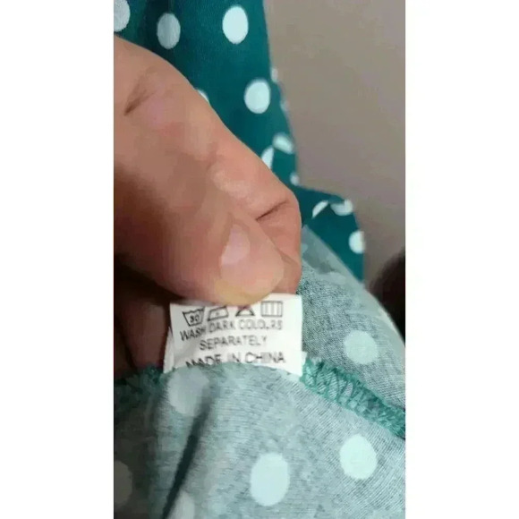 Women's strapped green with white polka dots in size 4x - Picture 4 of 8